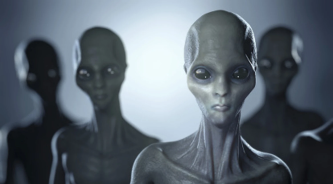 ¡Que vienen los Aliens!: 10 películas de extraterrestres que debes ver.